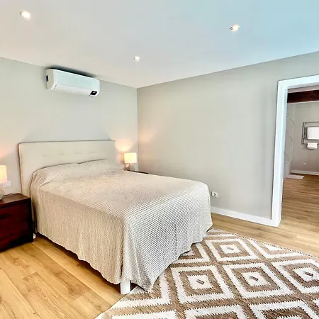 Luxurious With Heated Pool And Ocean Views Villa *